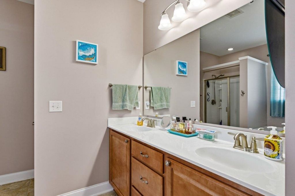 504 Oak Pond Ct.  Photo 21