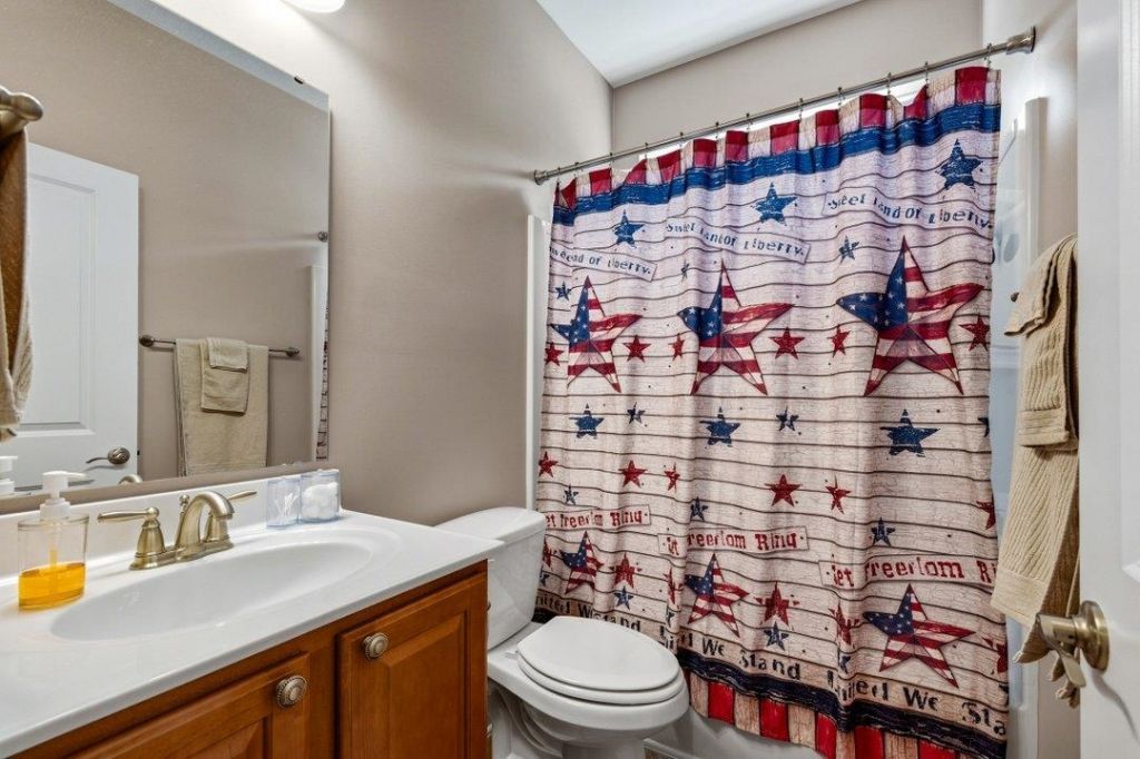 504 Oak Pond Ct.  Photo 25