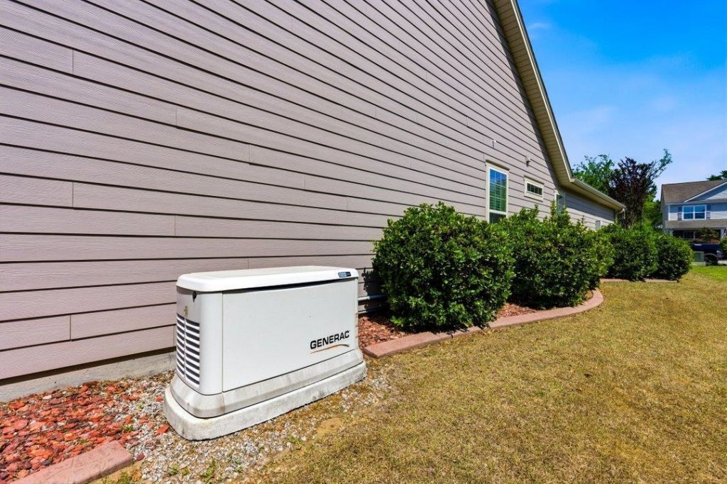 504 Oak Pond Ct.  Photo 36