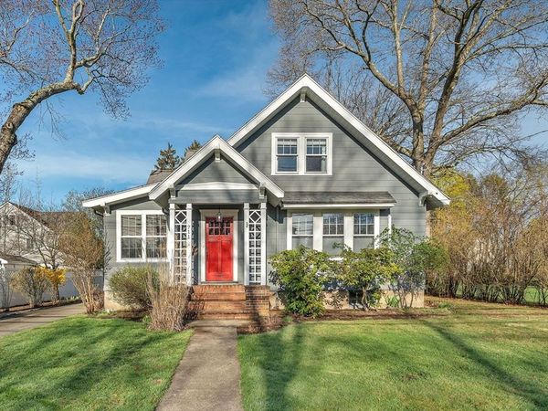 711 Webster Street, Needham, MA 02492