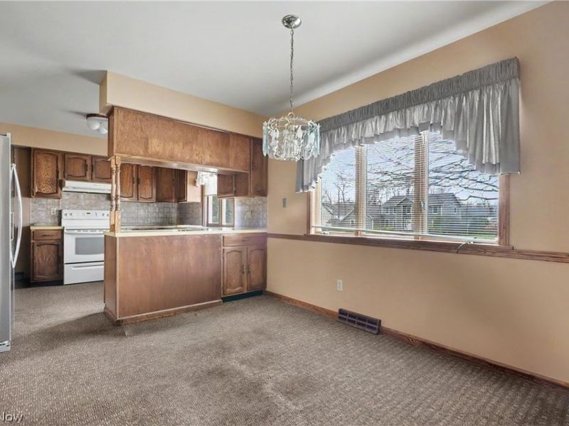 8625 Four Seasons Trail , Poland, OH 44514 Photo 7