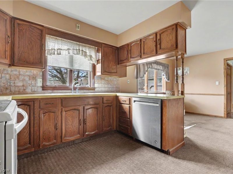 8625 Four Seasons Trail , Poland, OH 44514 Photo 9