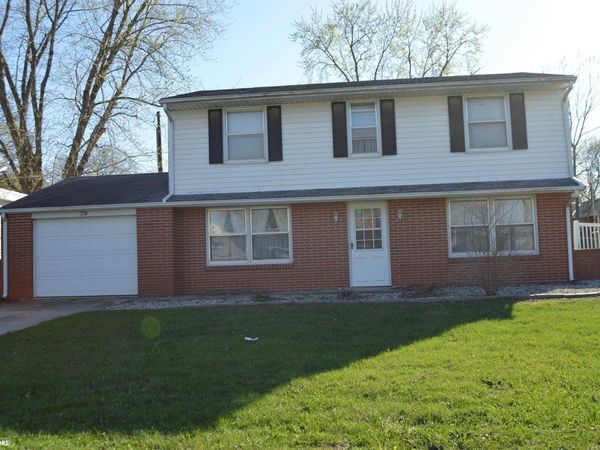 79 Sunny Circle, Mason City, IA 50401