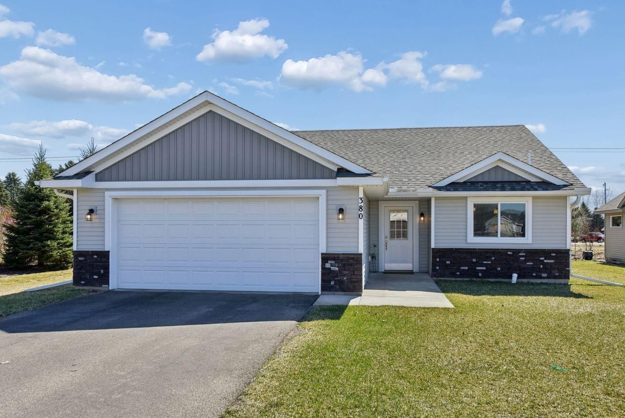 380 Ladd Lane , Osceola, WI 54020