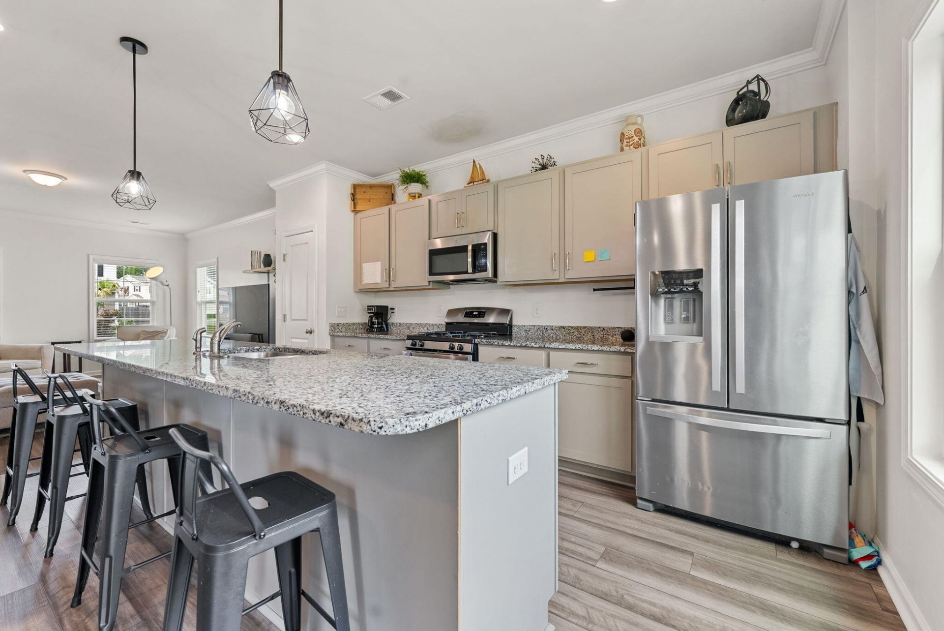 212 Torslanda Lane Photo 10