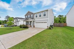 212 Torslanda Lane photo 4