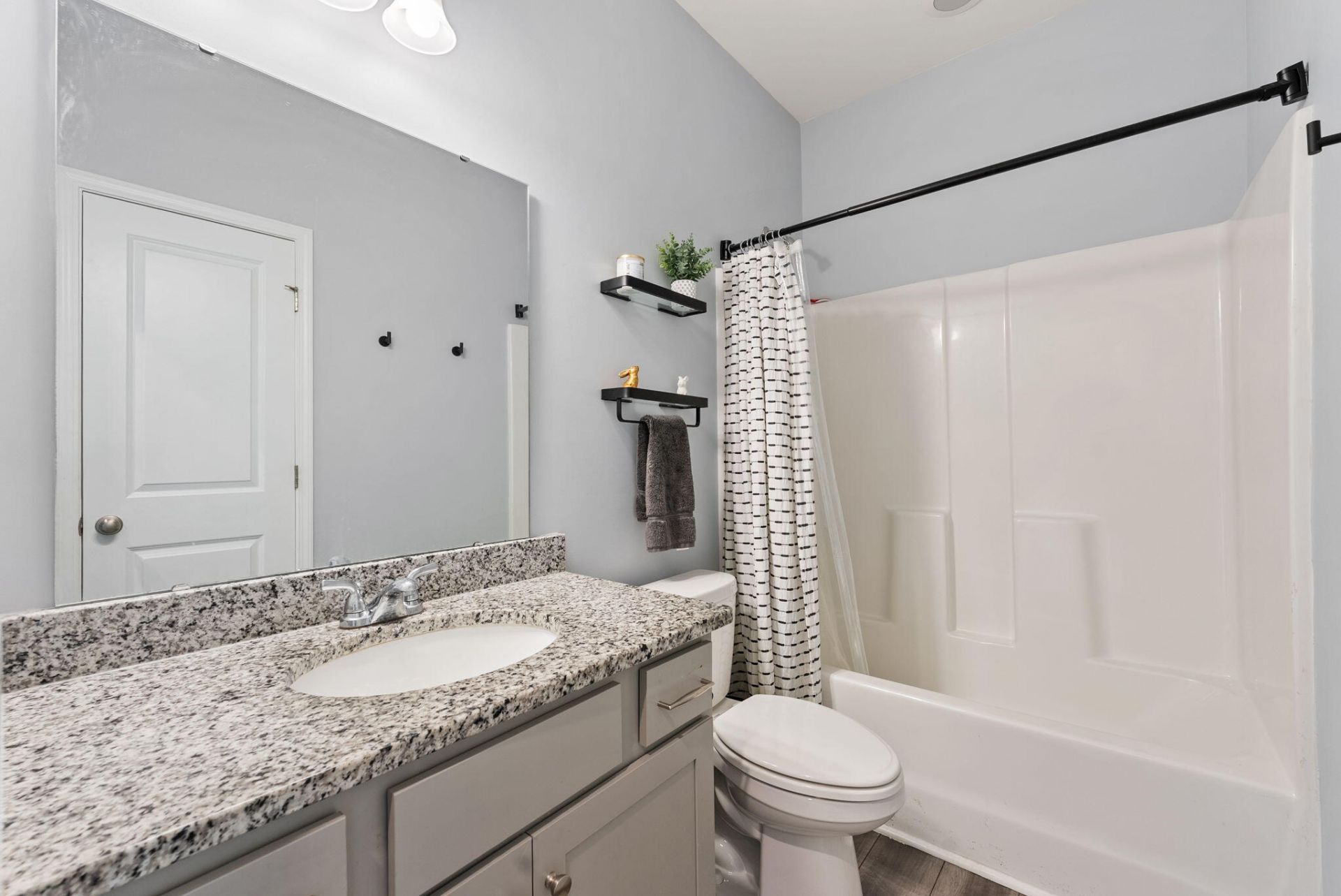 212 Torslanda Lane Photo 31