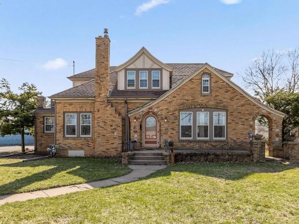 723 Water Street, Prairie Du Sac, WI 53578