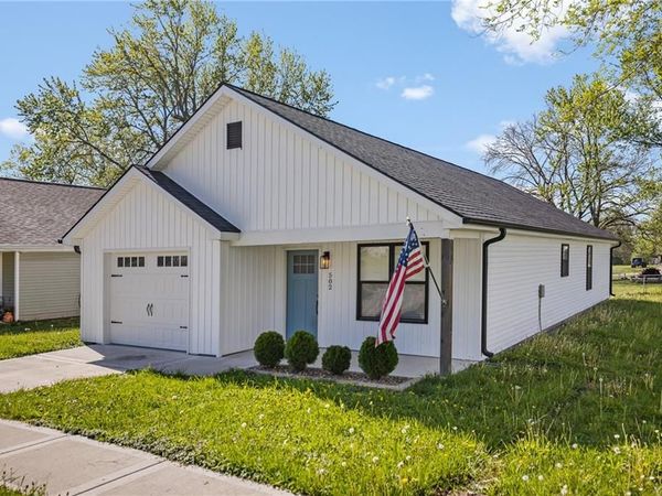 502 E Arthur Street, Hamilton, MO 64644