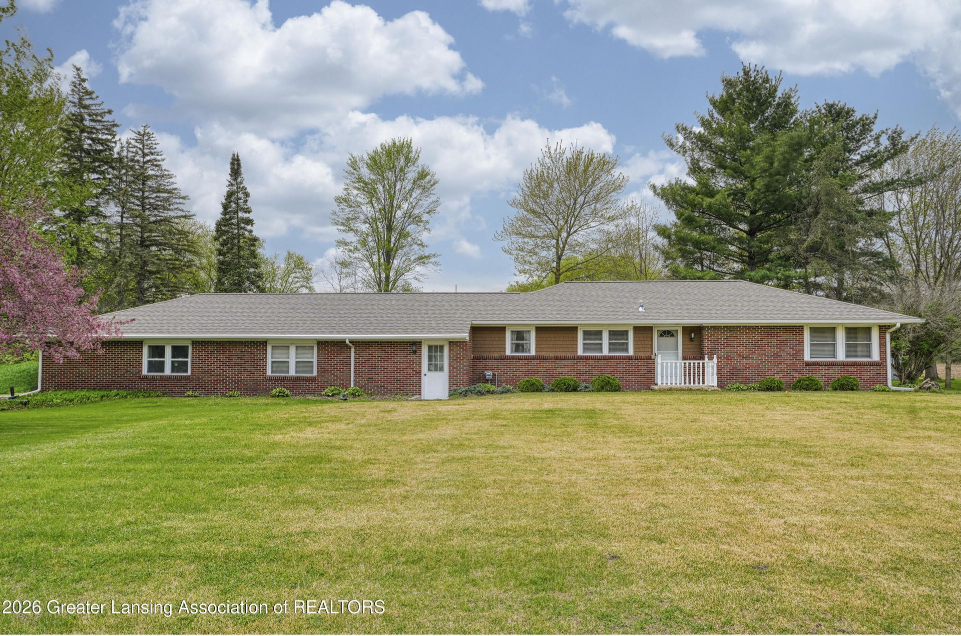3604 S Dewitt Road, Saint Johns, MI 48879 Main Photo
