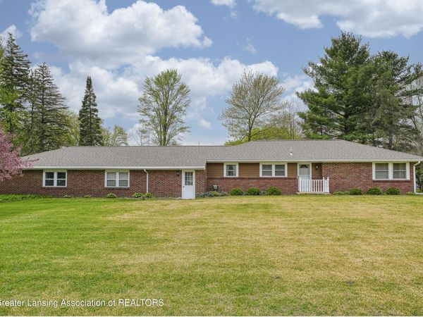 3604 S Dewitt Road, St. Johns, MI 48879