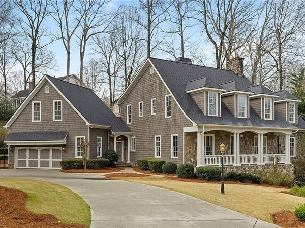 1863 Baynham Drive , Dunwoody, GA 30338