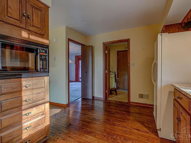 6215 Daleview Road, Cincinnati, OH 45247 Photo 21