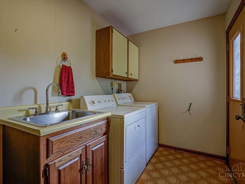 6215 Daleview Road, Cincinnati, OH 45247 Photo 22