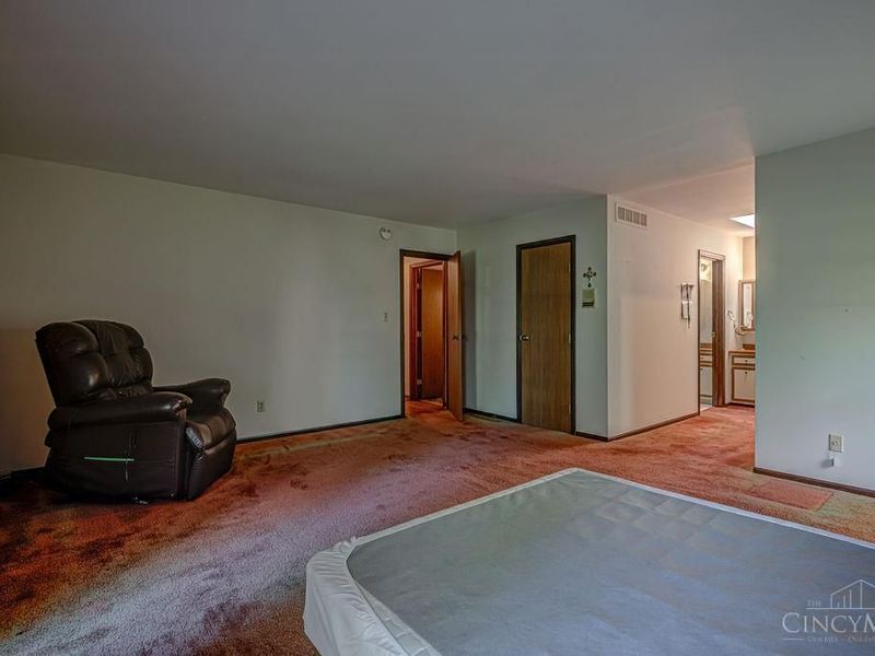 6215 Daleview Road, Cincinnati, OH 45247 Photo 25
