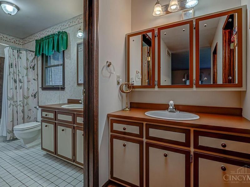 6215 Daleview Road, Cincinnati, OH 45247 Photo 27