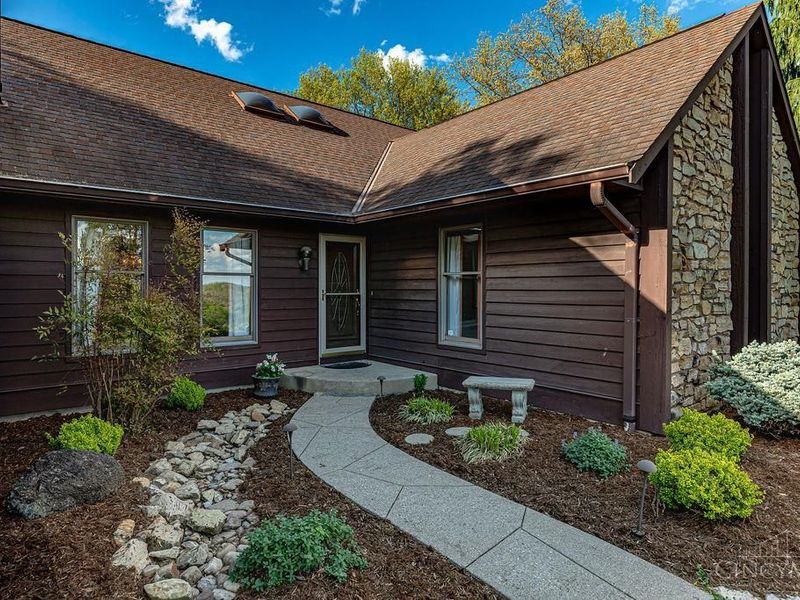 6215 Daleview Road, Cincinnati, OH 45247 Photo 3