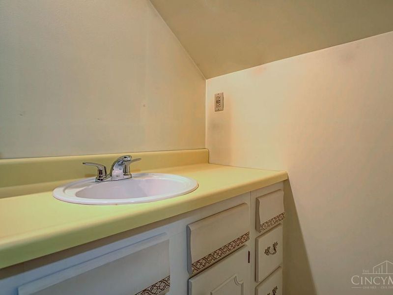 6215 Daleview Road, Cincinnati, OH 45247 Photo 36