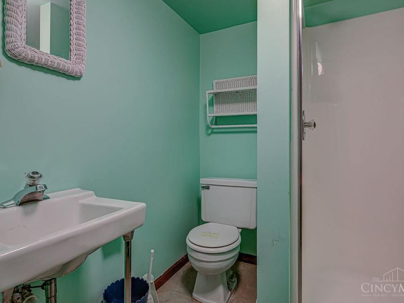 6215 Daleview Road, Cincinnati, OH 45247 Photo 45