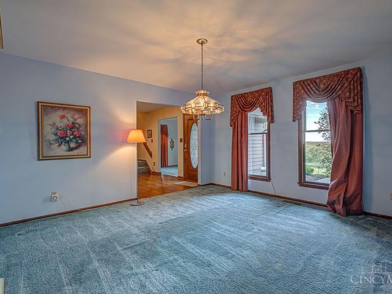 6215 Daleview Road, Cincinnati, OH 45247 Photo 9