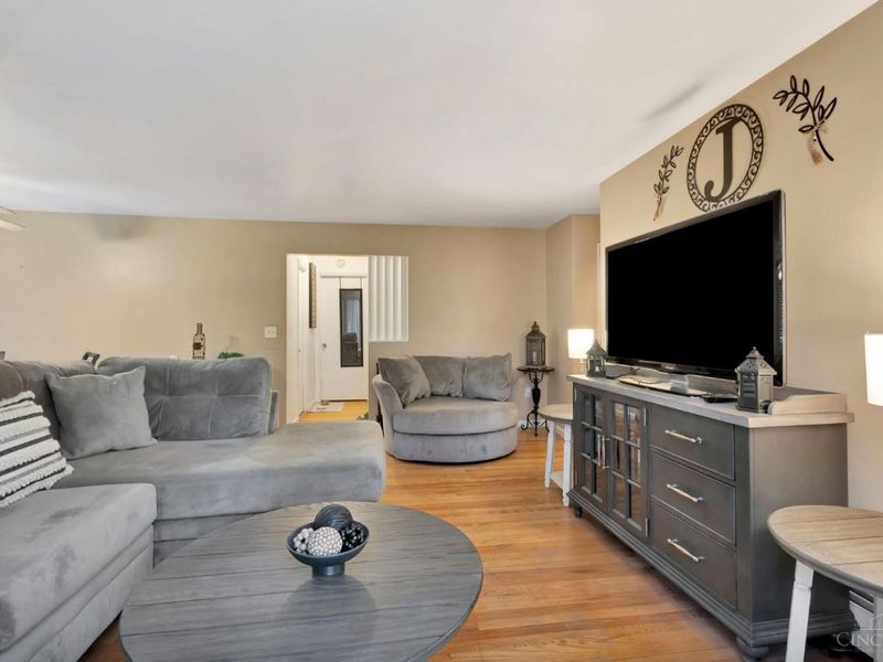 1546 Beacon Street, Cincinnati, OH 45230 Photo 14