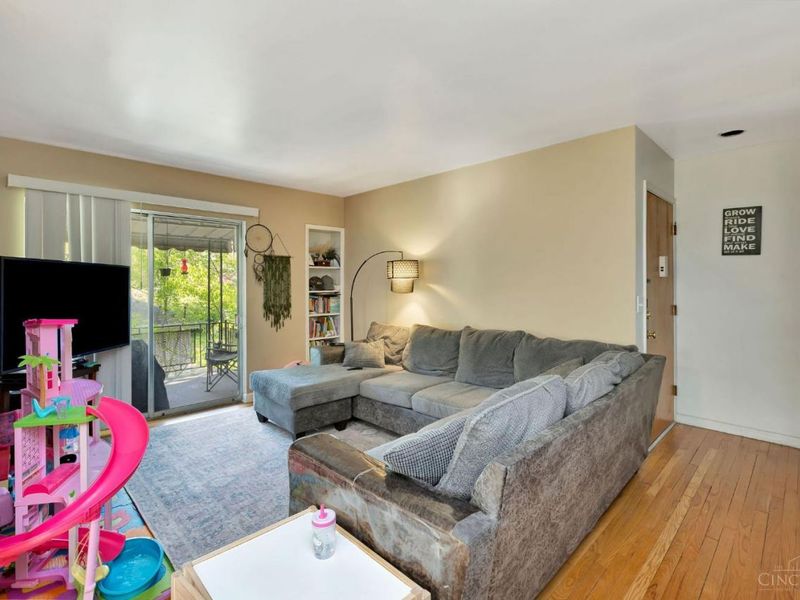 1546 Beacon Street, Cincinnati, OH 45230 Photo 26