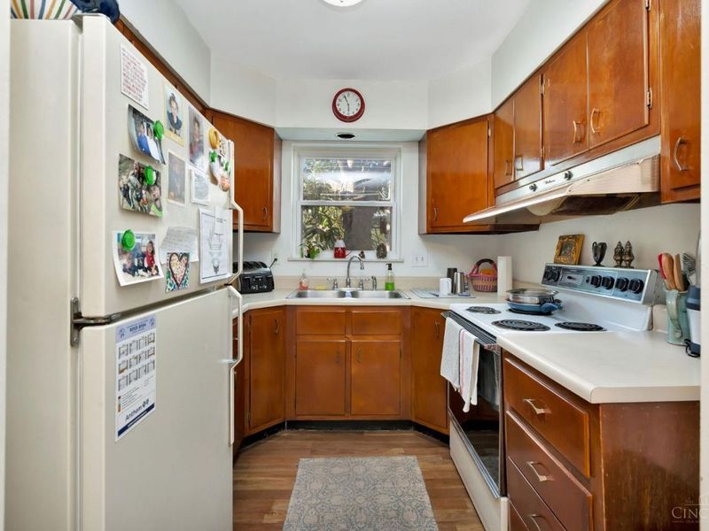 1546 Beacon Street, Cincinnati, OH 45230 Photo 35