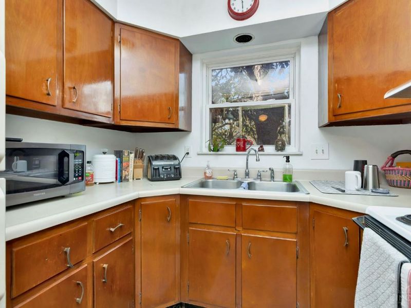 1546 Beacon Street, Cincinnati, OH 45230 Photo 36