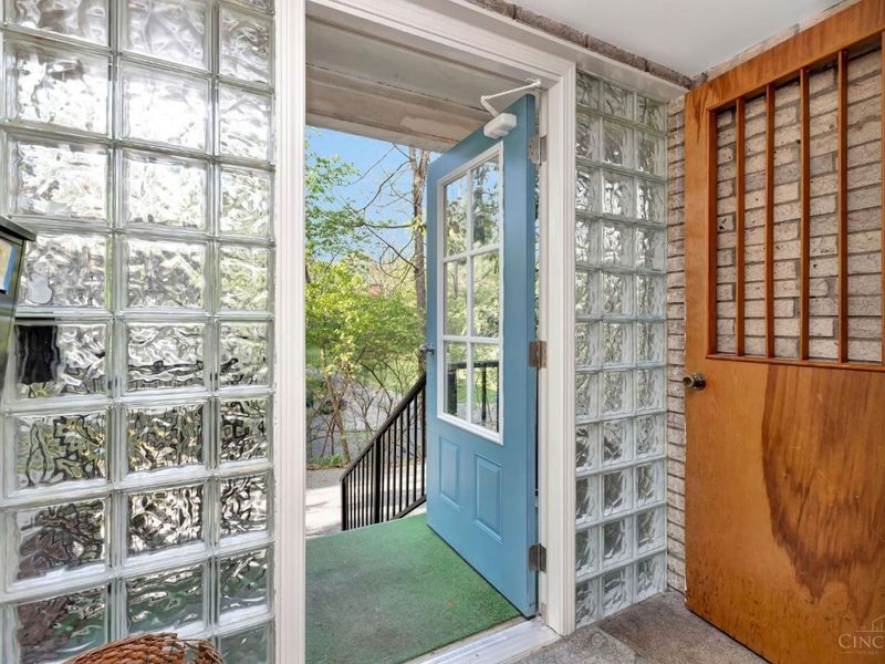 1546 Beacon Street, Cincinnati, OH 45230 Photo 4