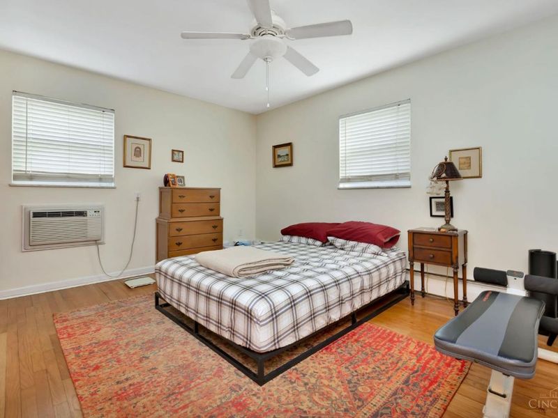 1546 Beacon Street, Cincinnati, OH 45230 Photo 43