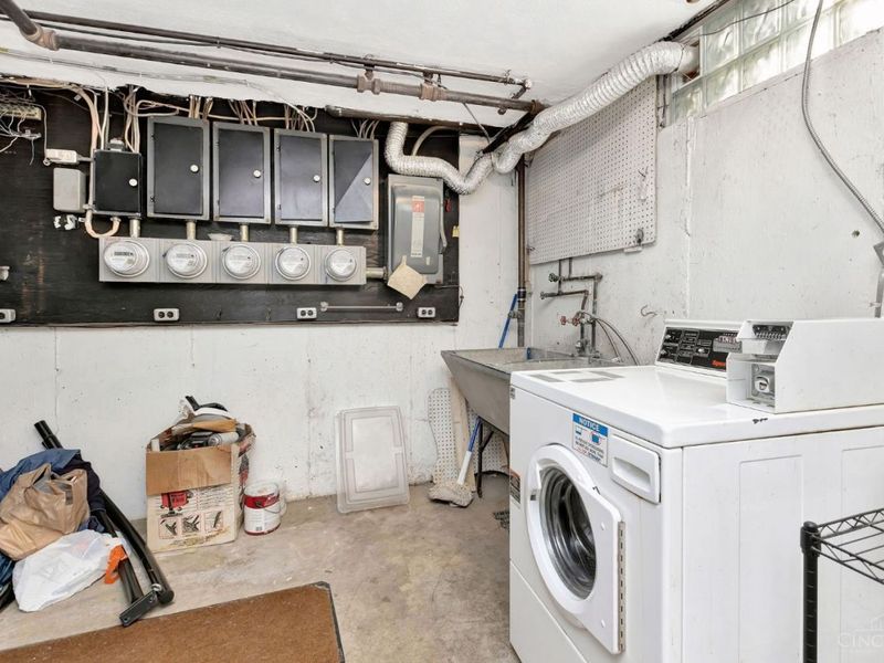 1546 Beacon Street, Cincinnati, OH 45230 Photo 52