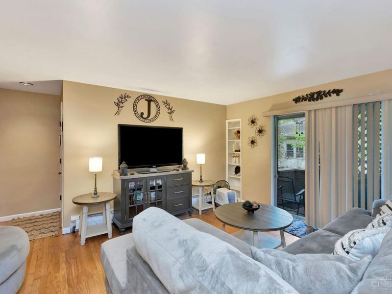 1546 Beacon Street, Cincinnati, OH 45230 Photo 6