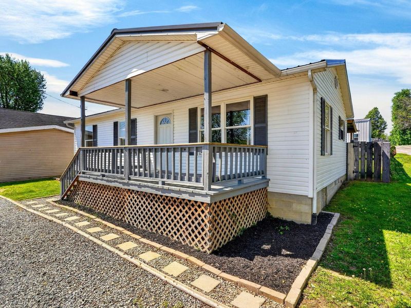 941 S Maine Avenue , Wellston, OH 45692 Photo 8