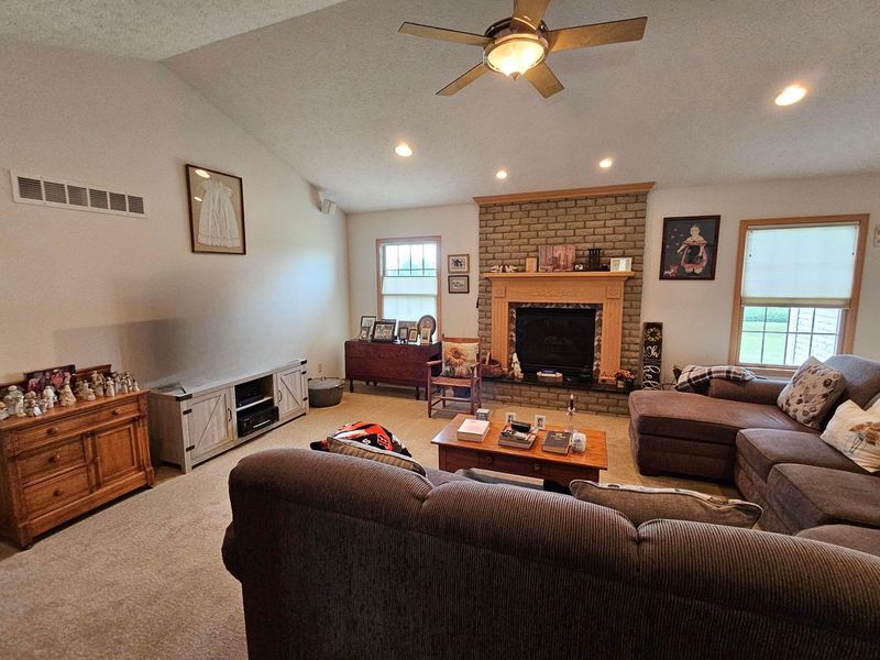 1123 Hillcrest Drive , Bucyrus, OH 44820 Photo 13