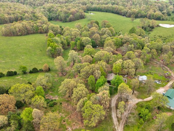 11730 Lawrence 1195, Mt Vernon, MO 65712