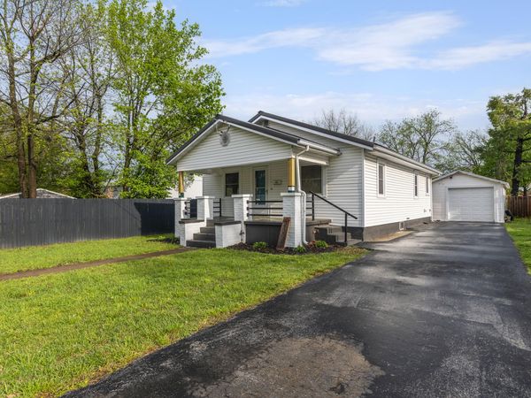 2017 W Calhoun Street , Springfield, MO 65802