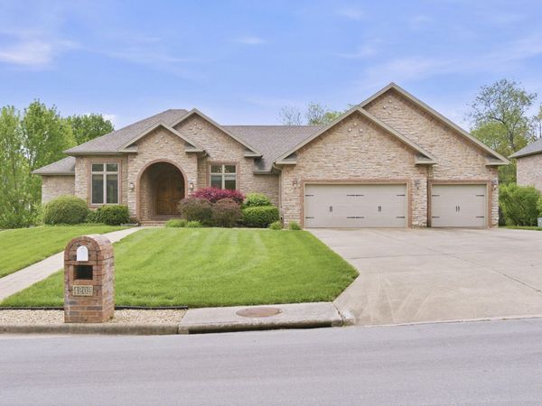 4202 Buttonwood Drive , Nixa, MO 65714