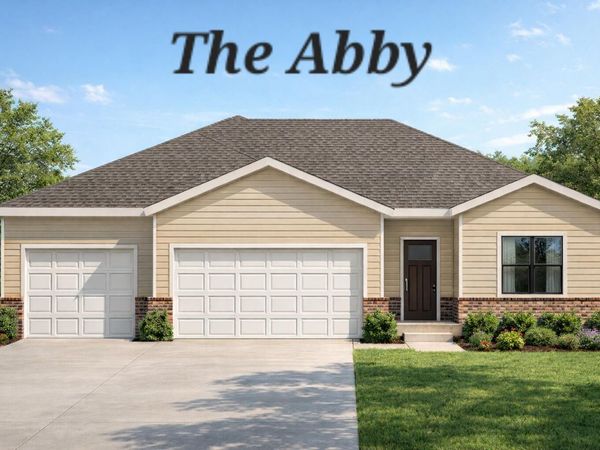 607 N Acacia Avenue, Clever, MO 65631