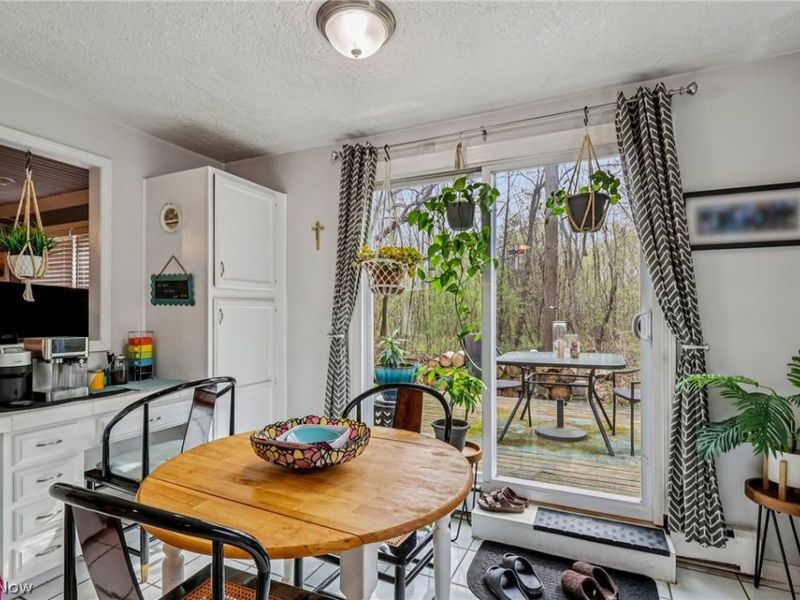 1886 James B Drive, Mc Donald, OH 44437 Photo 11