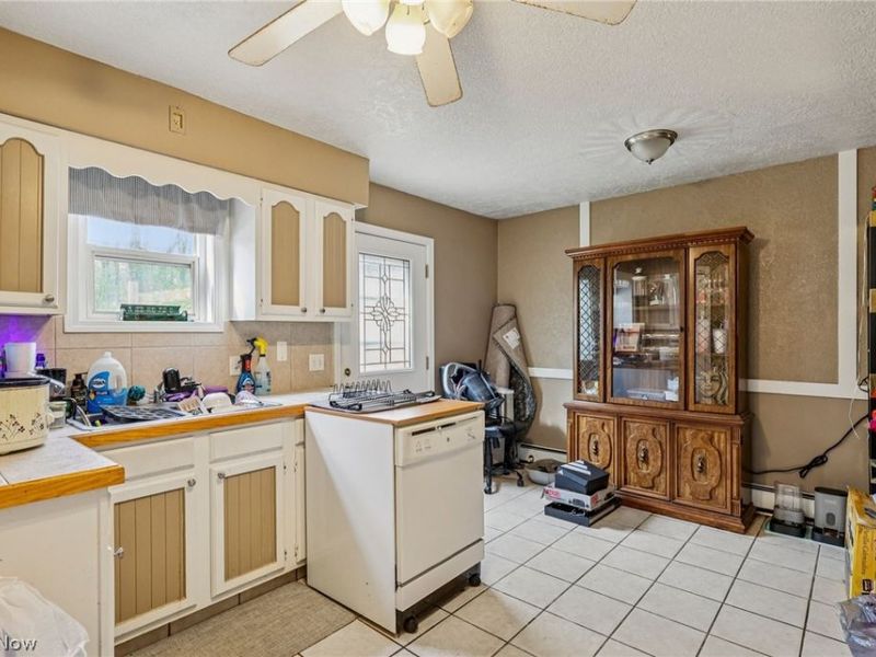 1886 James B Drive, Mc Donald, OH 44437 Photo 26