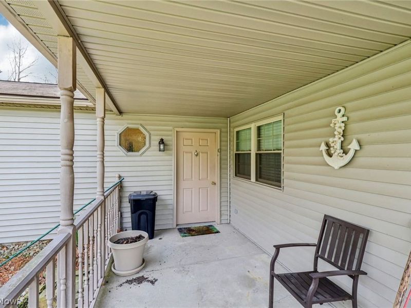 1886 James B Drive, Mc Donald, OH 44437 Photo 6