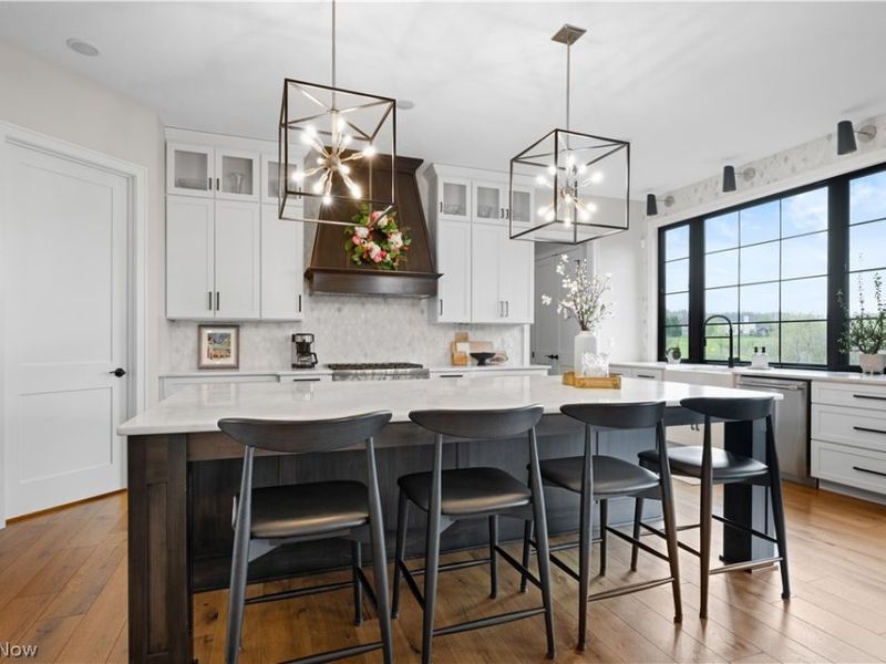 298 Blakeslee Boulevard, Medina, OH 44256 Photo 11