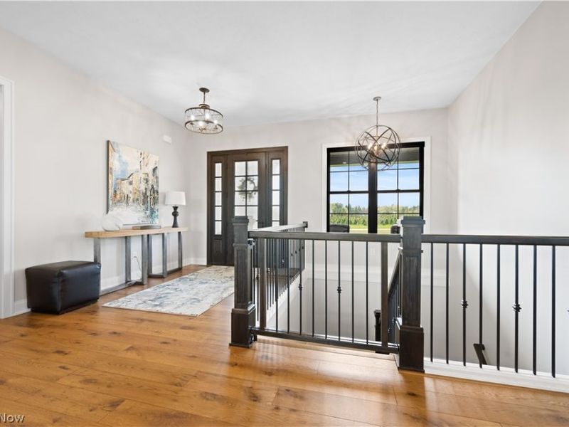 298 Blakeslee Boulevard, Medina, OH 44256 Photo 6