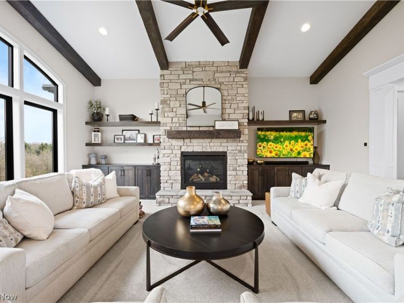 298 Blakeslee Boulevard, Medina, OH 44256 Photo 9