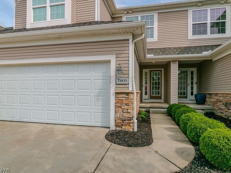 7805 Overton Drive, Mentor, OH 44060 Photo 2