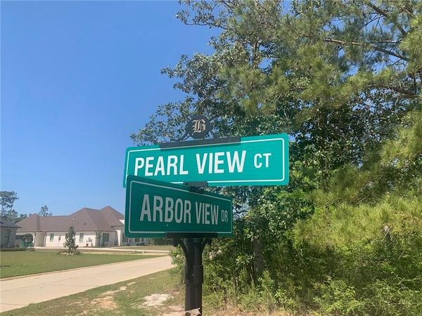 PEARL VIEW Court, Slidell, LA 70461