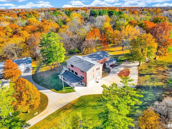 22500 SPRING CREEK Road, Washington, IL 61571