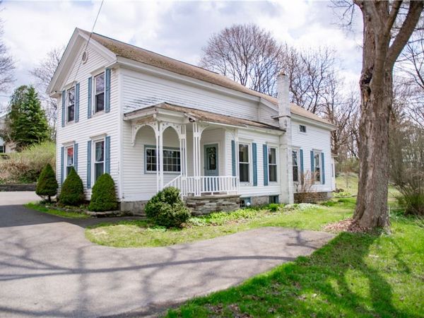 472 E Main Street , West Winfield, NY 13491