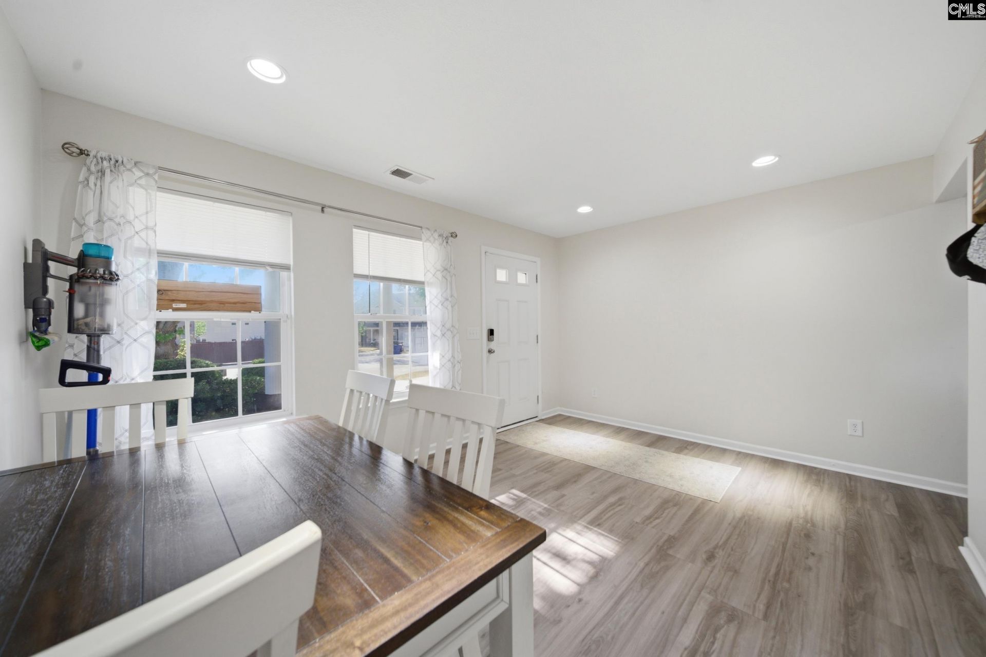 10 Aronia Court  Photo 5