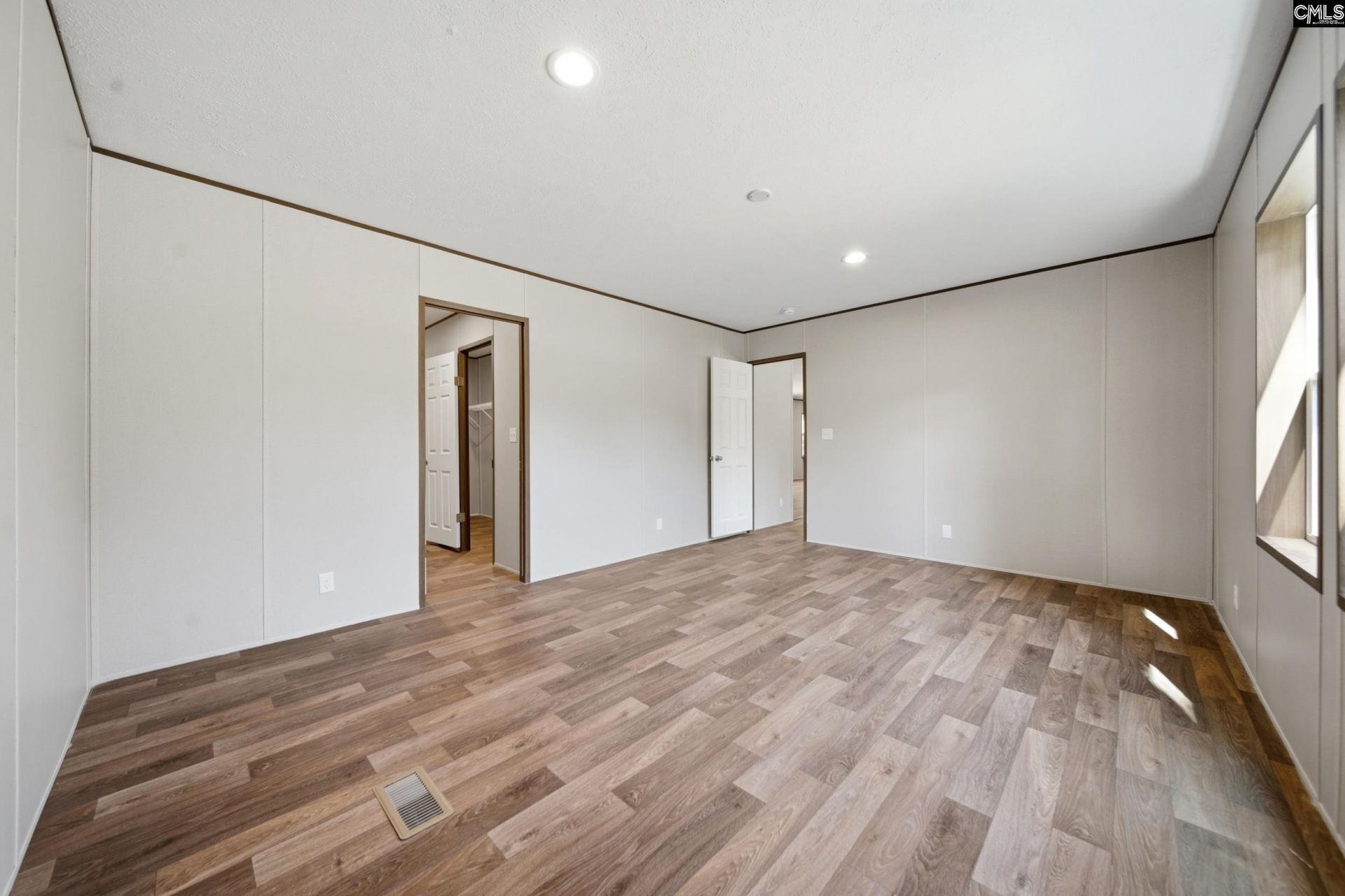 212 Paula Court  Photo 11